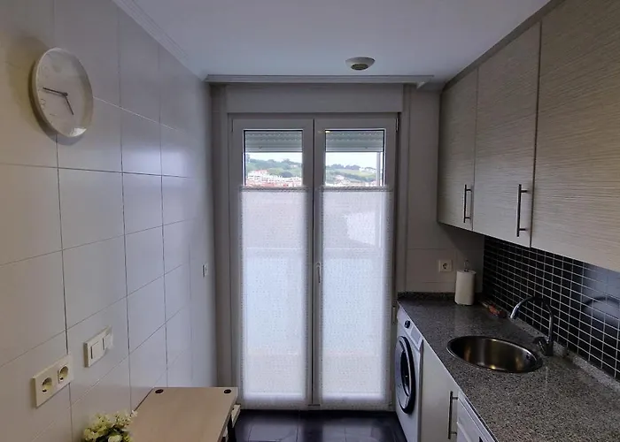 Apartamento La Isla De La Erbosa 2 De Luanco, Con Garaje 3 Hab - Vut-4925-as *